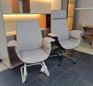 Office Chair / Swivel Chair