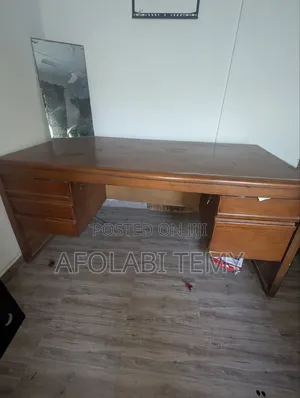 Office Table Used