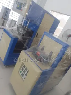 Pet Blow Machine Plastic Bottle Machine