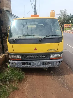 Mitsubishi Canter 2006 Yellow for Sale in Ibadan
