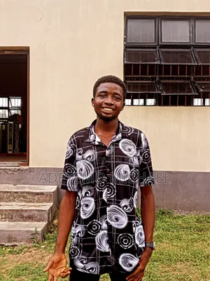 Receptionist