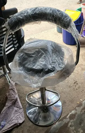 Barb Stool