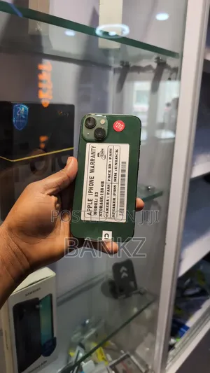 Apple iPhone 13 128 GB Green