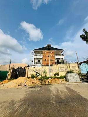 4bdrm Duplex in GRA Phase 1 for sale
