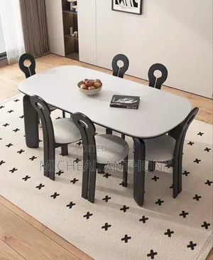 New Design Dining Table Six Seaters With High Quality