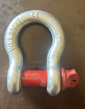 8ton Bow Shackles