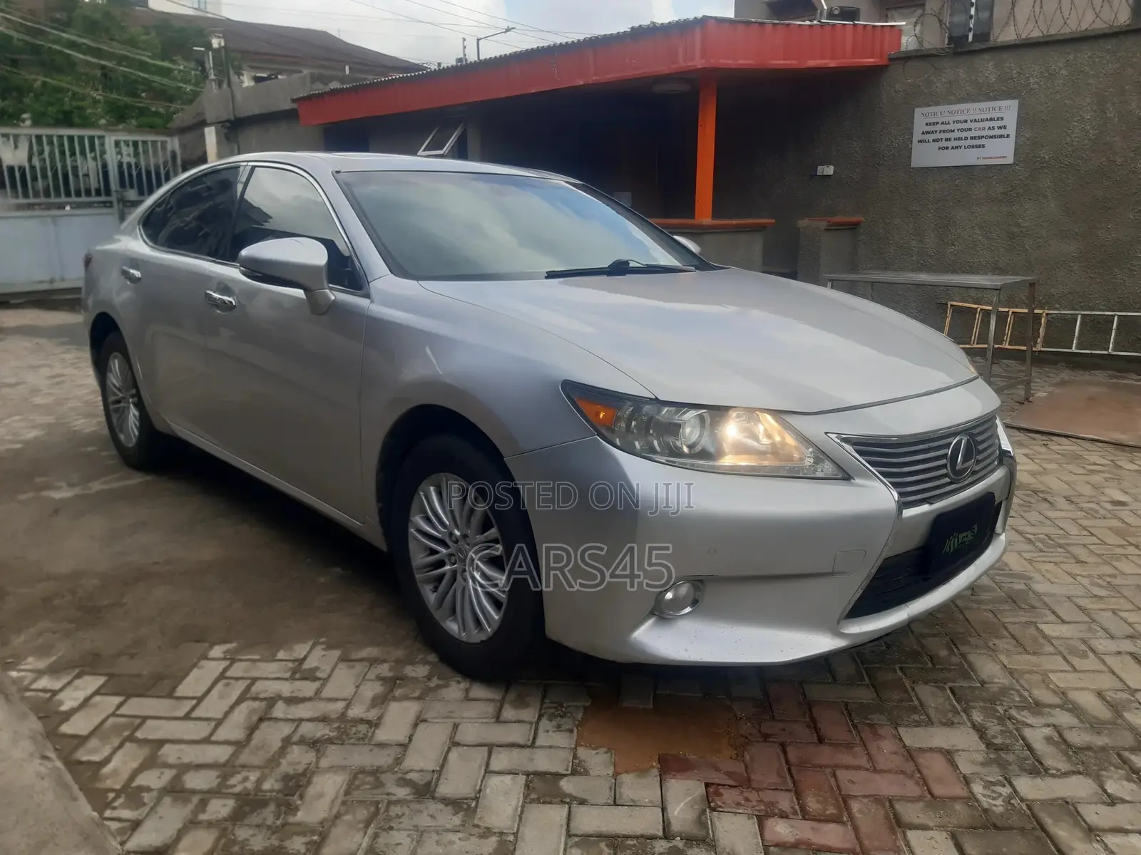 Lexus ES 2013 Silver