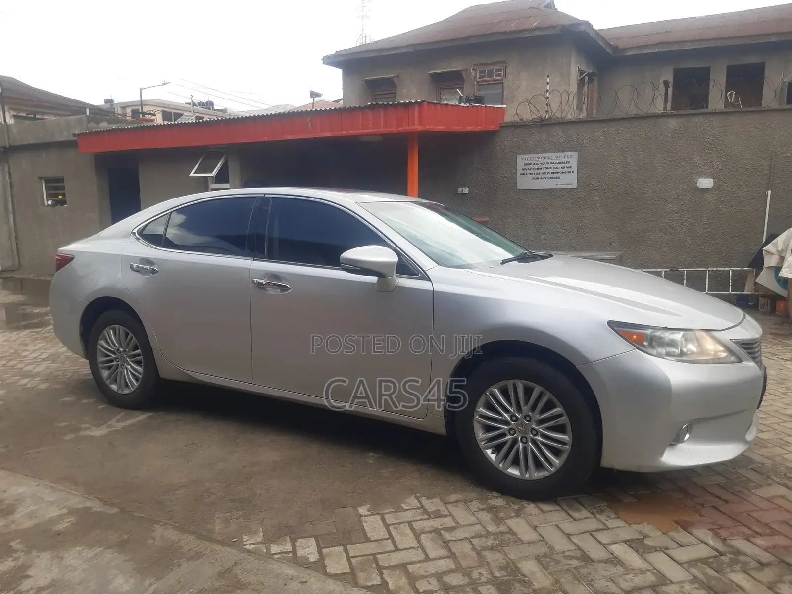Lexus ES 2013 Silver