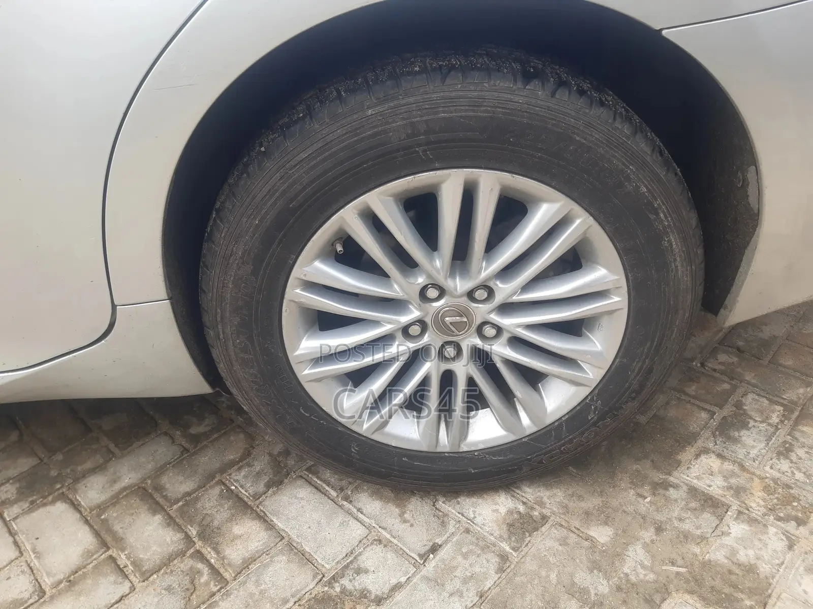 Lexus ES 2013 Silver