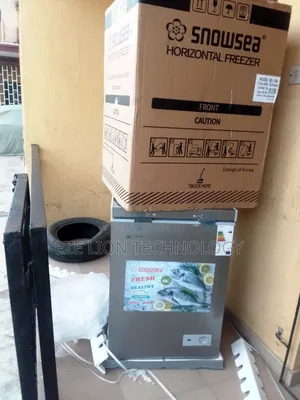 Snowsea Floor Standing 100l Chest Freezer