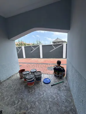 2bdrm Block of Flats in United Estate, Sangotedo for rent
