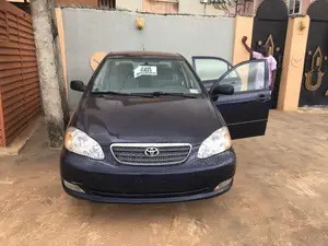 Toyota Corolla 2005 Blue