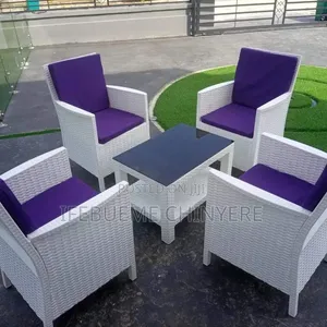 Santorini White With Cushion