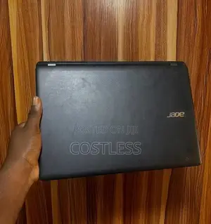 Laptop Acer Aspire ES1-512 4GB Intel Celeron HDD 500GB