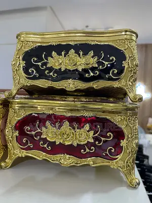 Tissue Box