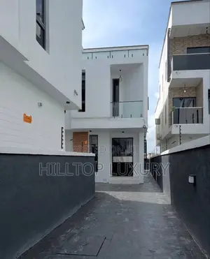 4bdrm Duplex in Ikota for sale