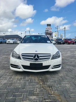 Mercedes-Benz C300 Luxury 4Matic Sedan AWD (3.0L 6cyl 7A) 2012 White