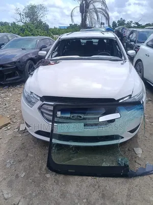Ford Taurus 2013 Windscreen Glass Available Installed at Chimatex