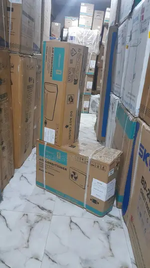 Fresh Stock Hisense 1.5hp Non Inverter Air Condition Split System As12