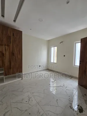 2bdrm Duplex in Citadel View Estate, Sangotedo for rent