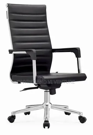 Classic Middle Manager Office Swivel Chair