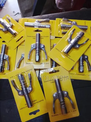 Double Handle Grease Gun Couple