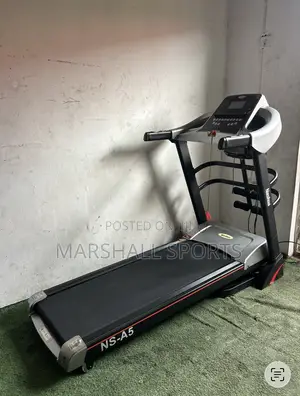 4hp Nashua Treadmill With Massager and Incline