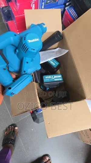 Makita Cordless Blower