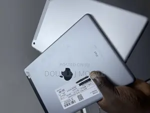 Apple iPad 10.2 (2019) 128 GB Gray
