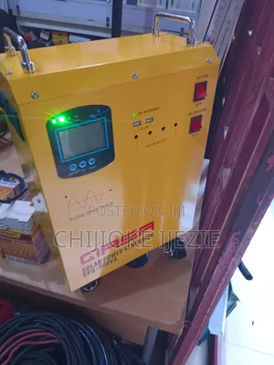 Qasa Solar Generator With Panel