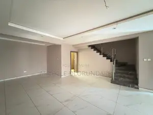 4bdrm Duplex in Conducive Estate, Wuye for rent
