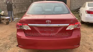 Toyota Corolla 2013 Red
