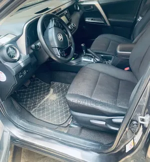 Toyota RAV4 2017 Gray