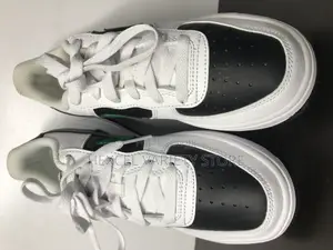 Original Nike Sneakers – White Black Casual Shoes