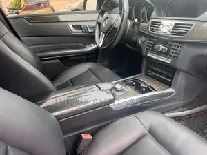 Mercedes-Benz E350 Base 4Matic Sedan AWD (3.5L 6cyl 7A) 2013 Gray