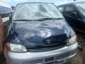 Toyota HiAce 2006 Blue