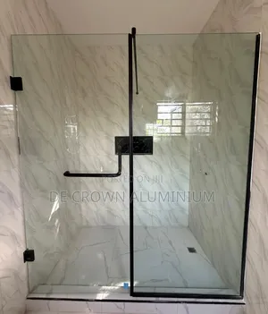 Luxury 10mm Tempered Shower Glass Cubicle With Black Set