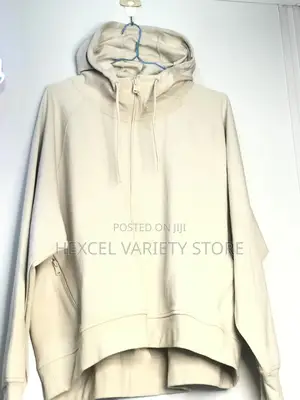 Original Old Navy Hoodie – Comfortable Casual Wear Sale