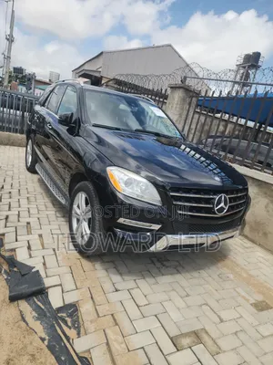 Mercedes-Benz M Class ML350 4MATIC 4dr SUV AWD (3.5L 6cyl 7A) 2014