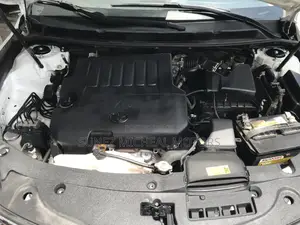 Toyota Avalon Touring Sedan FWD (3.5 6cyl 6A) 2017 White