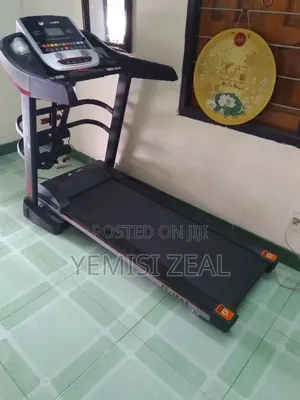 Durable 2.5hp American Fitness Treadmill With 15% Incline and Mp3