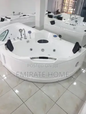 Double Jacuzzi With Complete Accessories