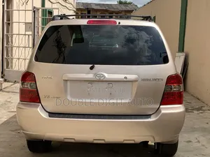 Toyota Highlander V6 2006 Gold