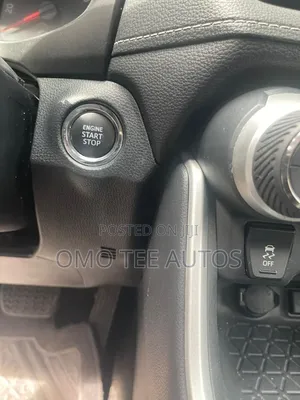 Toyota RAV4 XLE Premium AWD 2020 Blue