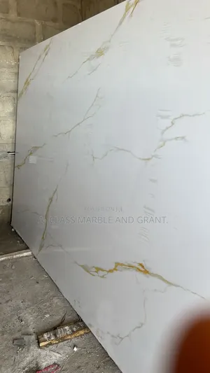 Tiny Gold Waves Quartz Slab Marble