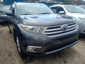 Toyota Highlander Limited 2012 Blue