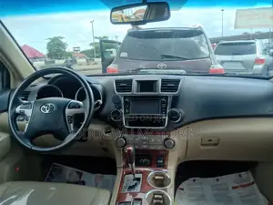 Toyota Highlander Limited 2012 Black