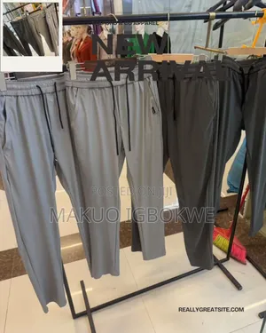 Men's Stretch Gym Pants Suitable for Casual and Workout