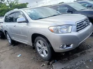 Toyota Highlander Limited 2010 Silver