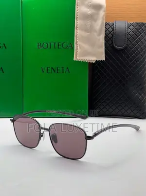 Bottega High Fashion Sunglasses 
